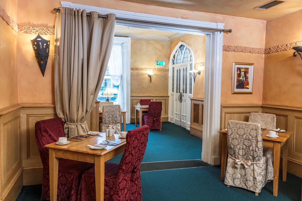 The Lansdowne Hotel Dublin Exterior photo
